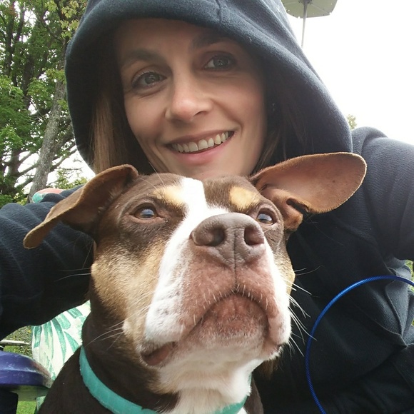 Meet your Posher, Tonia - Picture 1 of 1